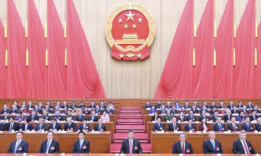 十四届全国人大二次会议在京闭幕